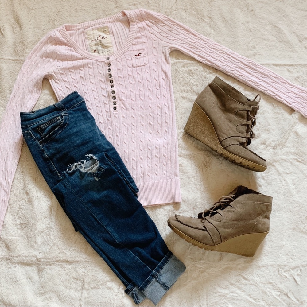 Hollister Pink Long Sleeved Sweater - Medium